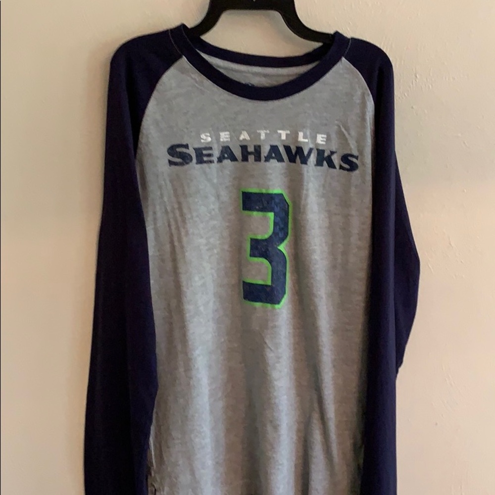 Youth large Seahawks long sleeve T-shirt